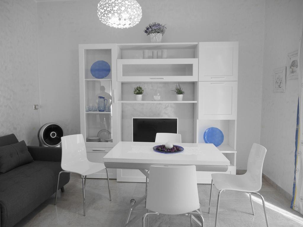 דירות פולינאנו א מארה Casa Angy מראה חיצוני תמונה